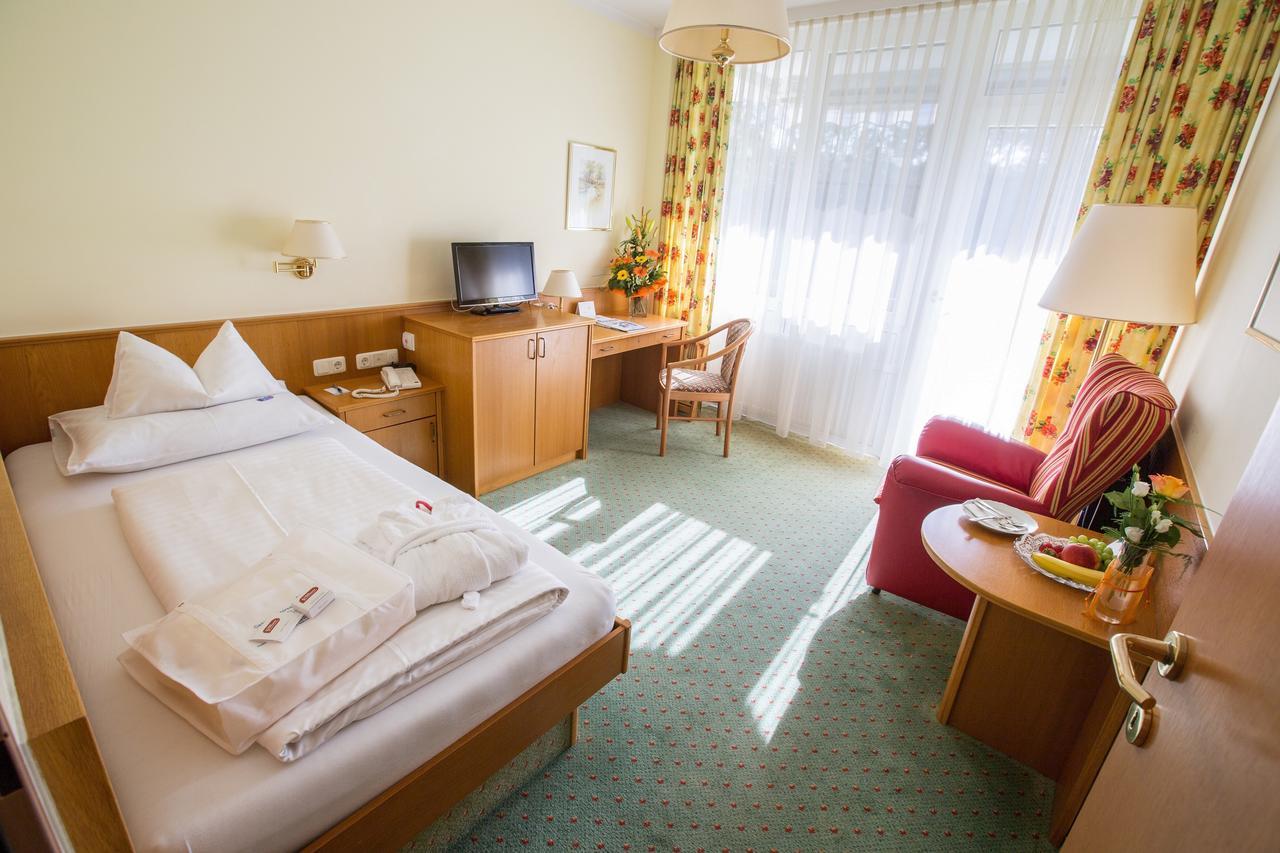 Gesundheitsresort Konigsberg Bad Schönau Exteriör bild